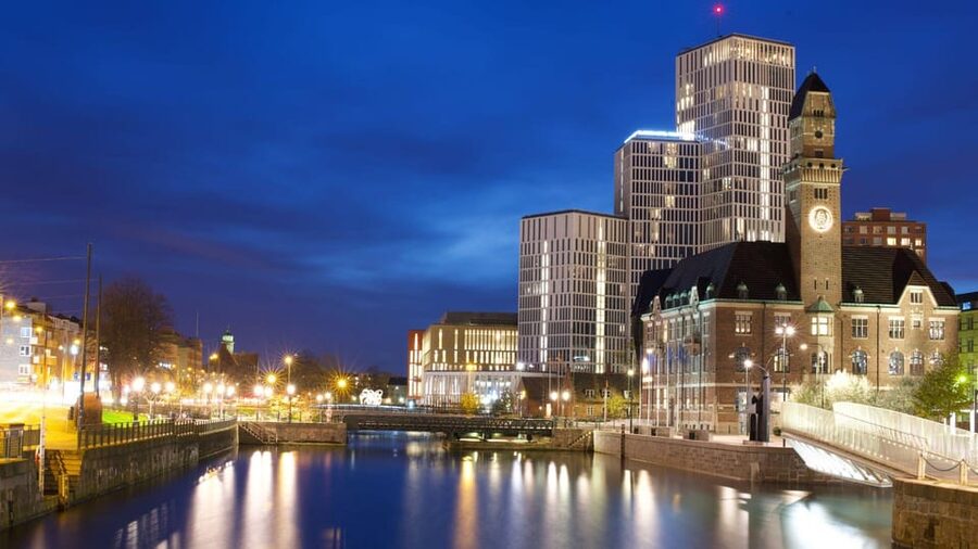 Best of Malmö: Private Walking Tour with a Local - The best part is the flexible local conversation