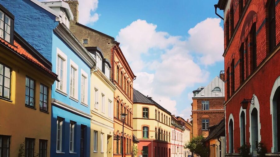 Best of Malmö: Private Walking Tour with a Local - Language and guide style