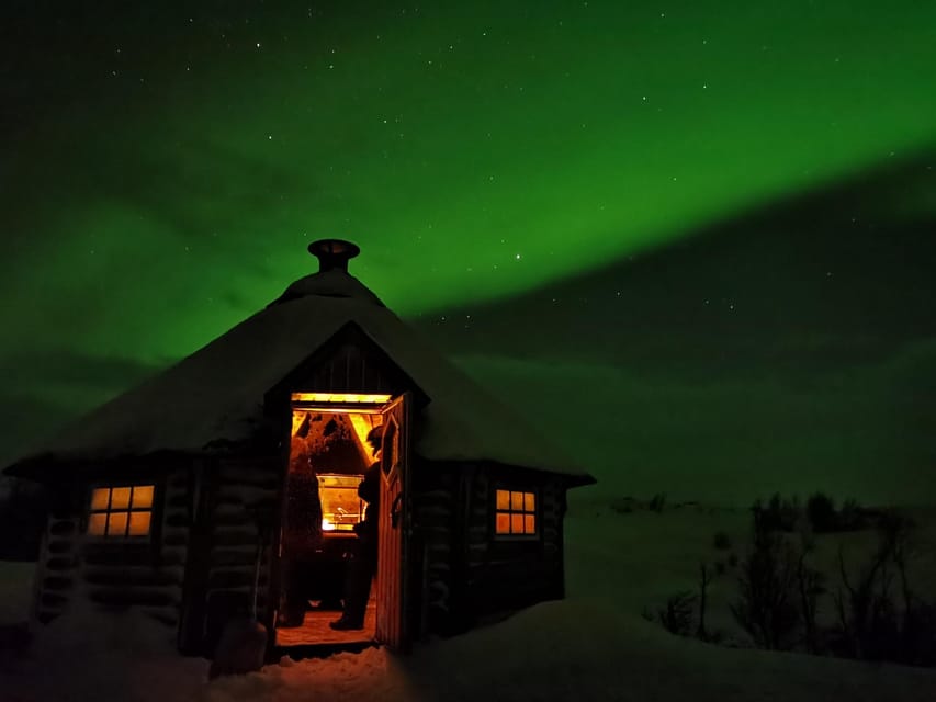 Björkliden/Abisko: Night Sky Snowmobile Tour - Why this snowmobile ride works for aurora watching