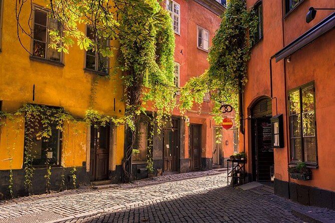 Classic Stockholm Small Group Walking Tour | 3 Hours - Storkyrkan, the Iron Boy, and the Finnish Church