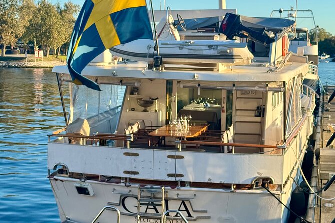Exclusive Yacht Tour of Stockholm: sunset, dinner, lunch, cruise - Skeppsholmen offers a quiet pause near the city center