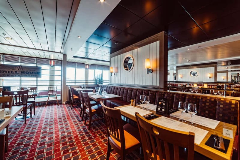 From Stockholm: 3-Day Return Cruise to Tallinn & Breakfast - Cabin comfort, food, and onboard value