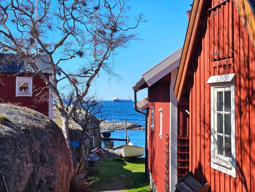 From Stockholm: Archipelago Hike to Landsort Lighthouse - How the pace works from morning to evening