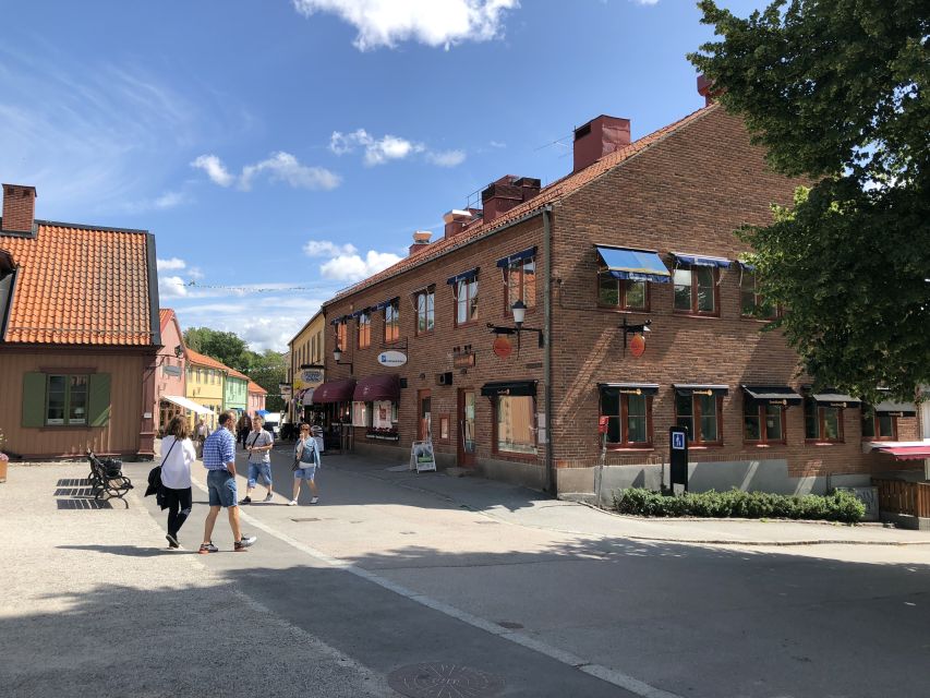 From Stockholm: Guided Day Trip to Sigtuna City - Finishing at Viby’s red cabins