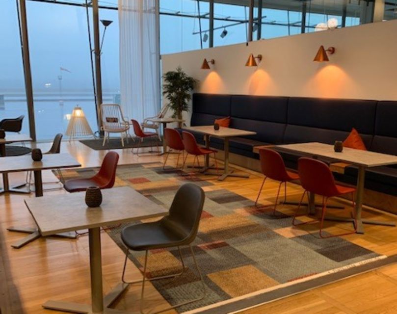 GOT Gothenborg Landvetter Airport: Vinga Lounge Access - Breakfast from 5:00 to 11:00