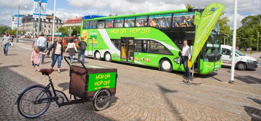 Gothenburg: 24 Hour Hop On–Hop Off Bus and Boat Tour - Seeing Gothenburg from the street and the water