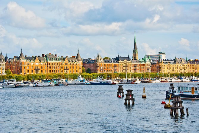 Hop-On Hop-Off Bus and Boat Ticket in Stockholm - Skeppsholmen and Allmänna gränd