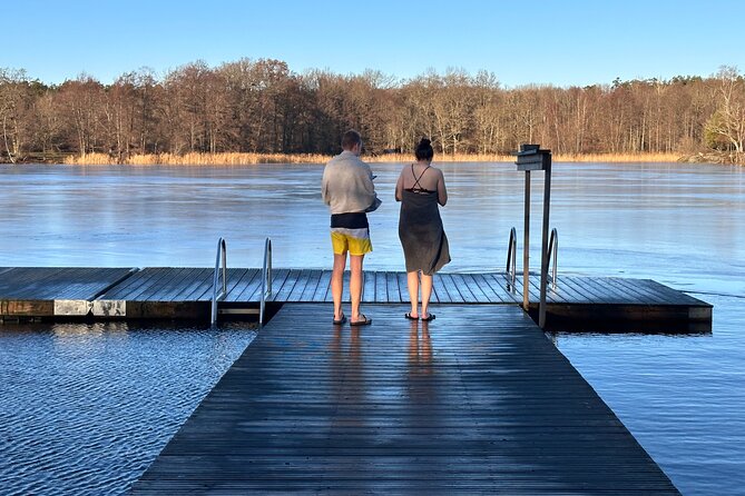 Icebathing and Sauna, Forest Hike and Fireplace Lunch - Private - An easy walk through the trees