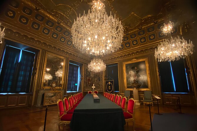 Inside The Crown: Stockholm Royal Palace Private Guided Tour - Walking, stairs, and practical comfort
