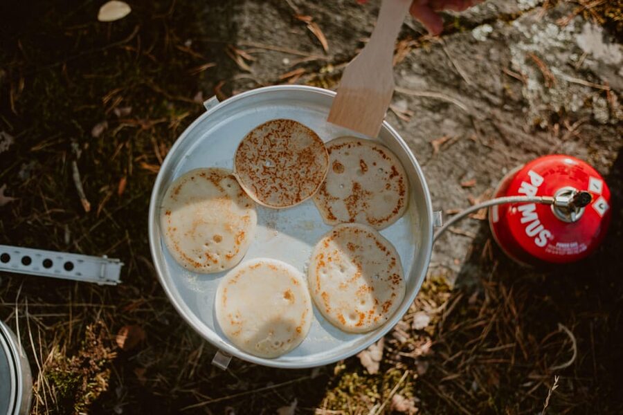 Island Hopping by Kayak & Wild Camping – Archipelago Escape - Vaxholm, groceries, and one last fika