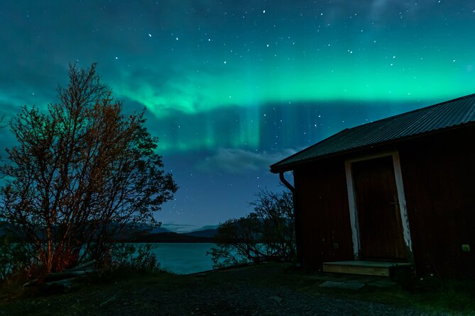 Kiruna Northern Lights Tour with Photographer - Kiruna at 7 p.m.: pickup and the first drive