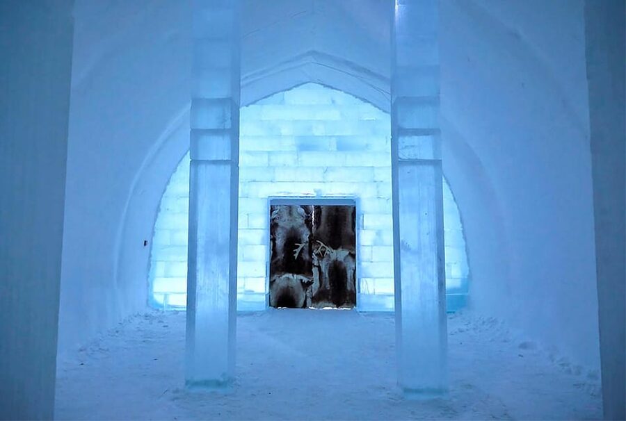 Kiruna: Tour of Icehotel and Jukkasjärvi - Old Jukkasjärvi and the Sami church