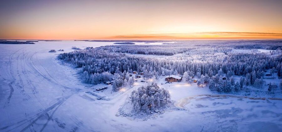 Luleå : Snowmobile - Forest and Ice Nature Tour 2h - Meeting your guide at Brändön Lodge