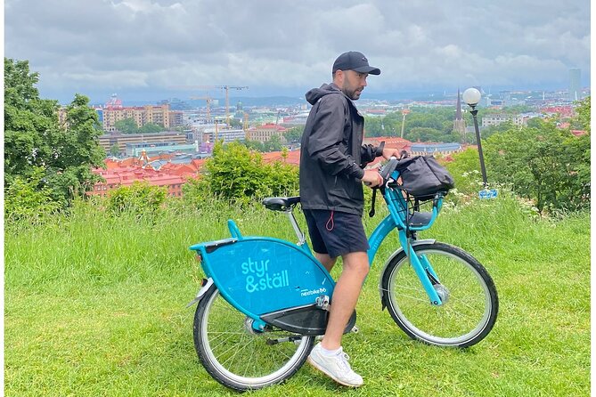 Private Bike Tour in Gothenburg with Pickup - The guide can make or break the ride