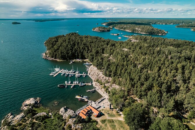 RIB Speed Boat Tour and Archipelago Island Visit (4,5h) - Vaxholm, the archipelago’s historic gateway