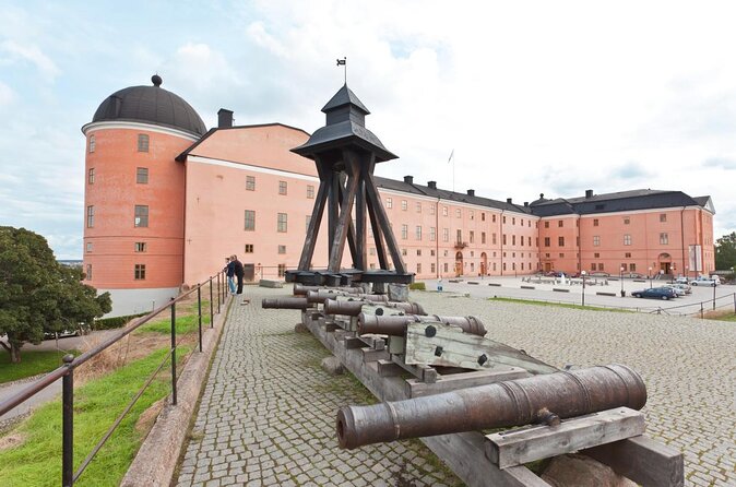 ROYAL Uppsala and VIKING Sigtuna PRIVATE Tour - A royal beginning at Uppsala Castle