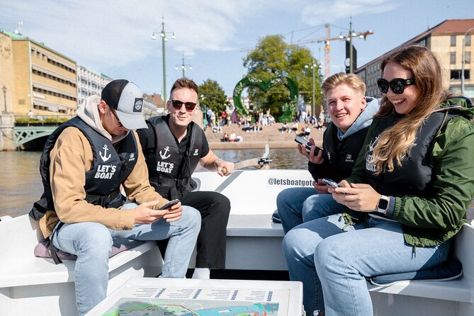 Self Drive Electric Boat in the Canals - Getting comfortable with the electric motor