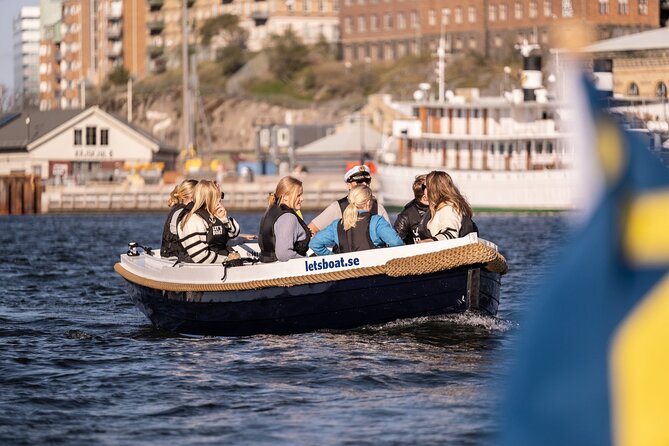 Self Drive Electric Boat in the Canals - Price, group size, and overall value