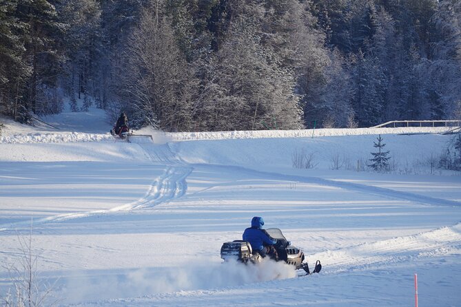 Snowmobile tour - The Route to the Highest Point
