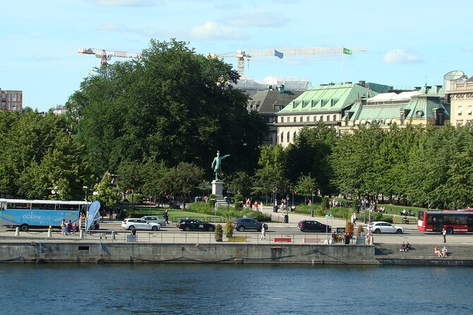 Stockholm- A Beauty On The Water: Old Town Walking Tour and Boat Trip Combined - Lejonbacken and the royal power story