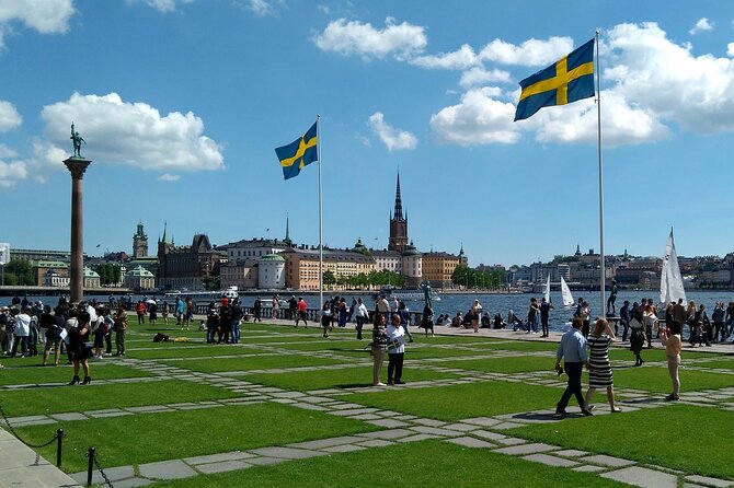 Stockholm- A Beauty On The Water: Old Town Walking Tour and Boat Trip Combined - Riksbron, where the city opens up