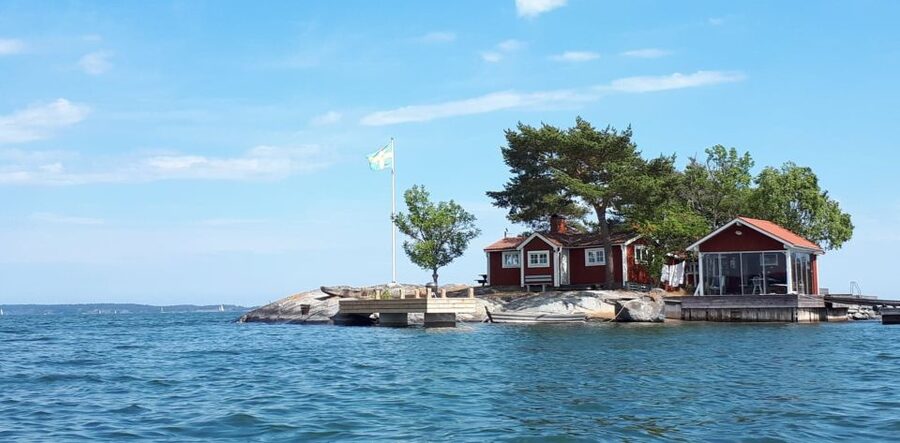 Stockholm Archipelago RIB Speed Boat Tour with Swedish Fika - Should you book it?