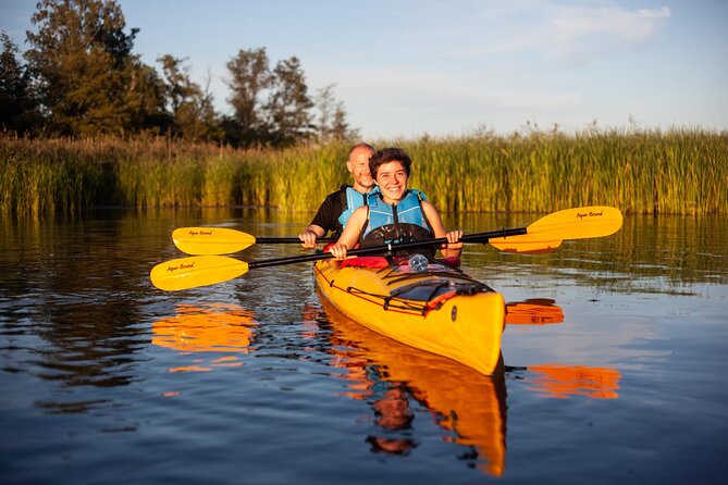 Stockholm Archipelago Sunset Kayaking and Fika tour - Fika, Swedish style, on calm water
