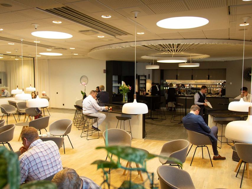 Stockholm Arlanda Airport (ARN): Premium Lounge Entry - Food and drinks: useful, but keep expectations in check