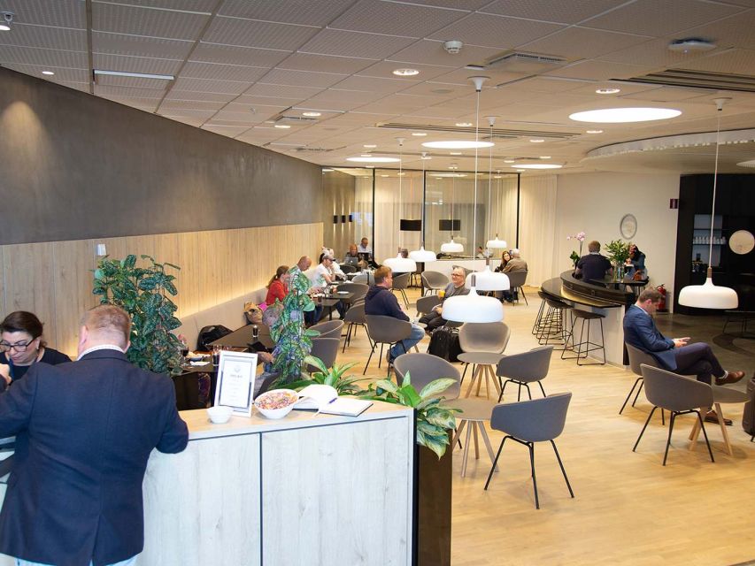 Stockholm Arlanda Airport (ARN): Premium Lounge Entry - Who gets the most from this lounge pass