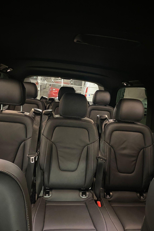 Stockholm Arlanda airport to City center of Stockholm - Meeting your driver after the flight lands