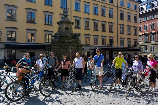 Stockholm at a Glance Bike Tour - Weather, clothing, and physical effort
