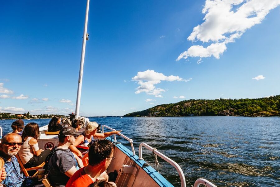 Stockholm: City Archipelago Sightseeing Cruise with Guide - Choosing between 1.5, 2.5, and 3 hours