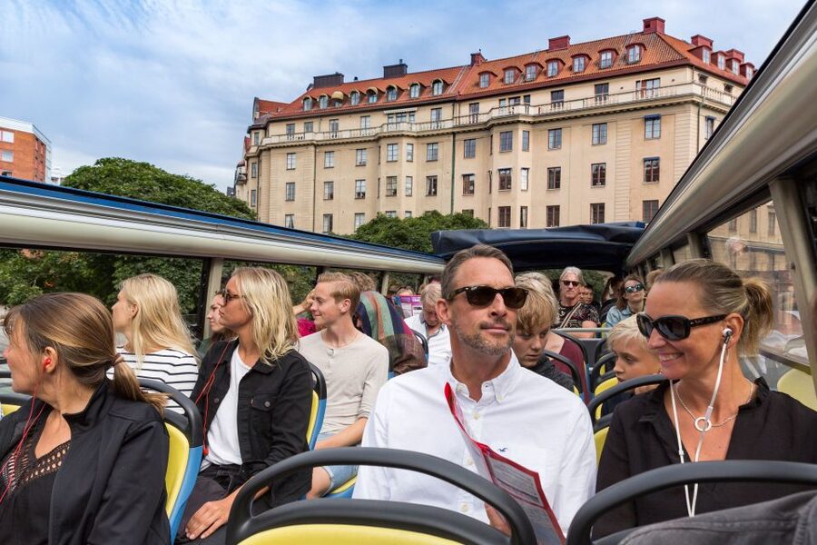 Stockholm: City Sightseeing Hop-On Hop-Off Bus Tour - Timing, comfort, and finding the right bus