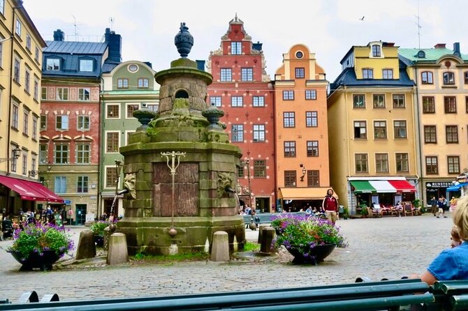 Stockholm City Tour + VAASA Museum VIP car (private service) - Is $379.68 per person good value?