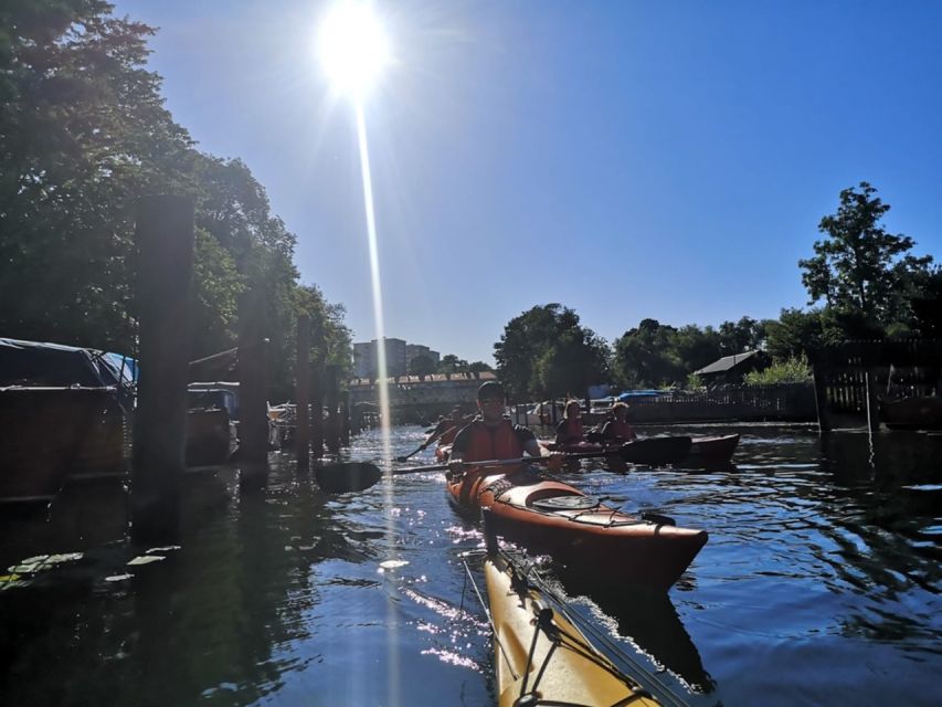 Stockholm: Daytime Kayak Tour in Stockholm City - The three-hour city-center route