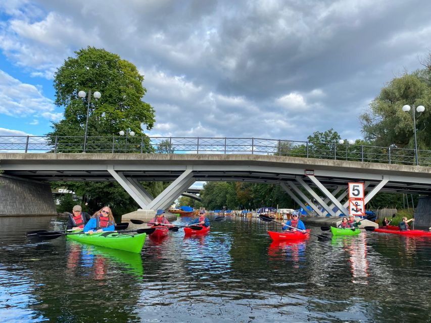 Stockholm Evening Kayak with BBQ. - What the guide does, and what the guide may not do