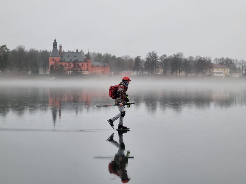Stockholm: Family Friendly Private Ice Skating Tour & Lunch - Why this winter outing feels different