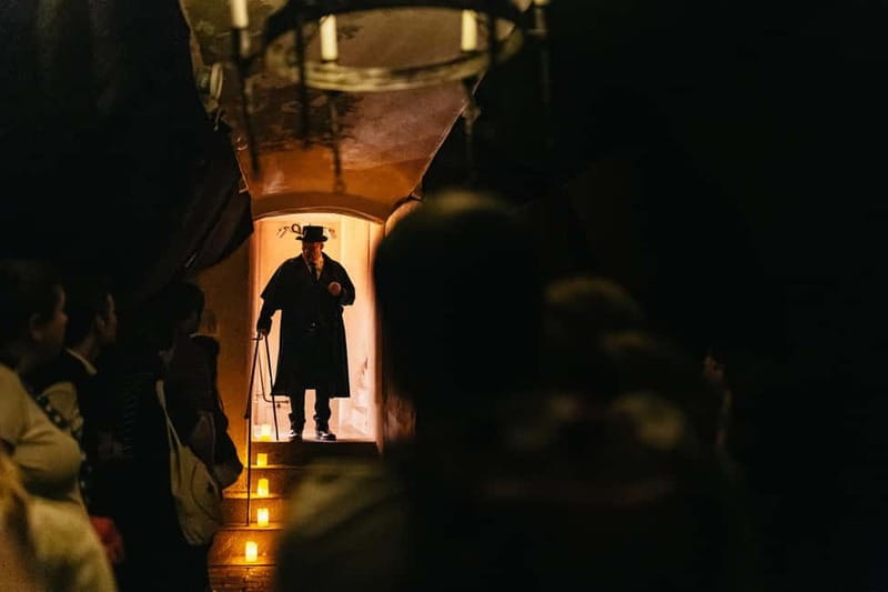 Stockholm: Ghost Walk and Historical Tour - The final stop and the tour’s changing tone