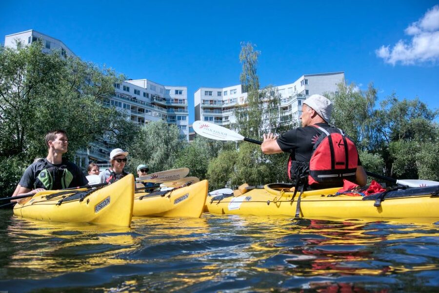 Stockholm: Guided Kayak City Tour & Optional Midsummer Meal - Practical preparation for the paddle