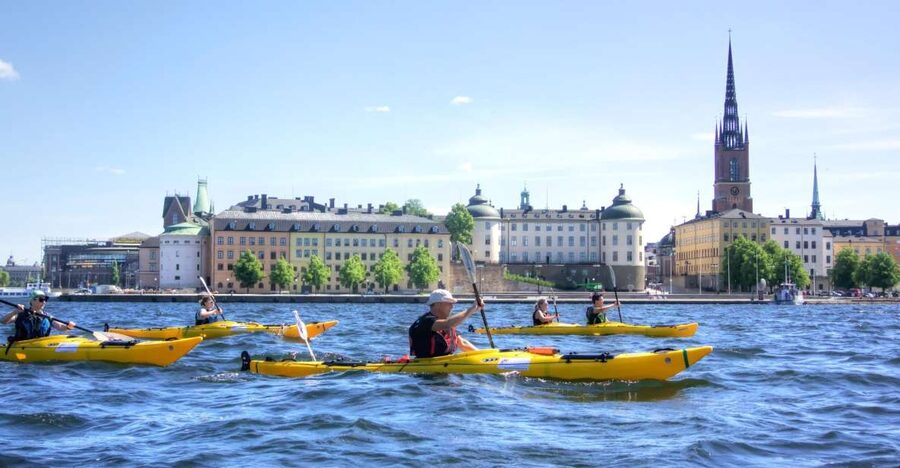 Stockholm: Guided Kayak City Tour & Optional Midsummer Meal - Why Stockholm works so well by kayak