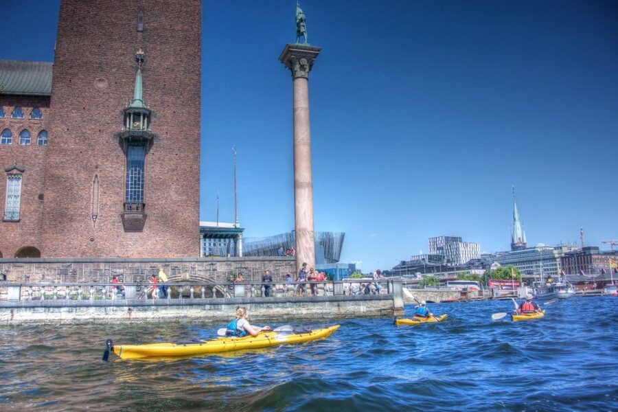 Stockholm: Guided Kayak City Tour & Optional Midsummer Meal - Morning sightseeing or evening paddle with dinner