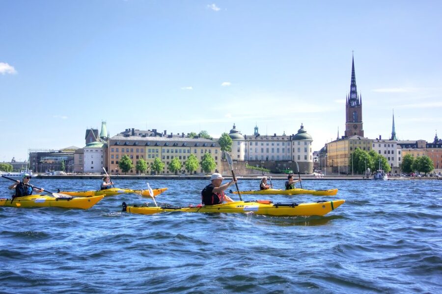 Stockholm: Guided Kayak City Tour & Optional Midsummer Meal - How demanding is the route?