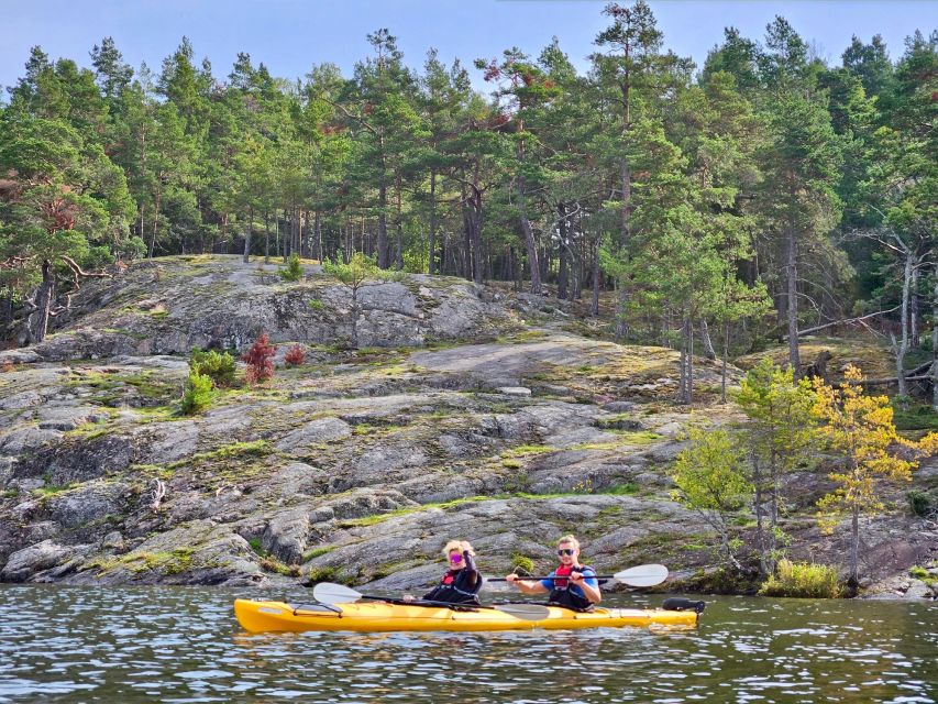 Stockholm: Guided Kayak Tour to Drottningholm Royal Palace - Viewing Drottningholm Palace from the water