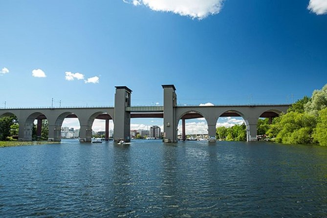 Stockholm: Highlights Boat Tour - Royal Djurgården and the return ride