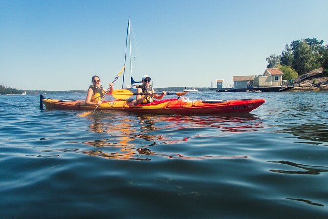 Stockholm: Kayaking tour around Vaxholm Archipelago with Fika - Norrhammen’s cottages and Vaxholm’s local character