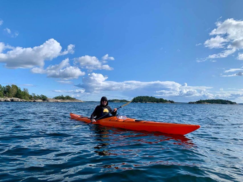 Stockholm: Morning Kayak Tour in the Archipelago with Lunch - What to pack for a comfortable day