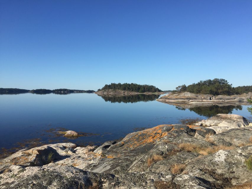 Stockholm: Morning Kayak Tour in the Archipelago with Lunch - Twenty minutes to learn the basics