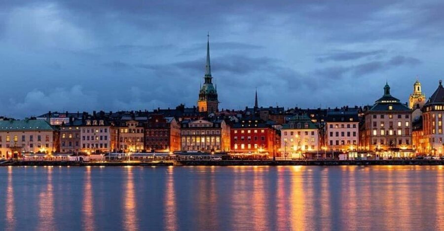 Stockholm: Must-See Attractions Walking Tour with a Guide - Key points to know before booking