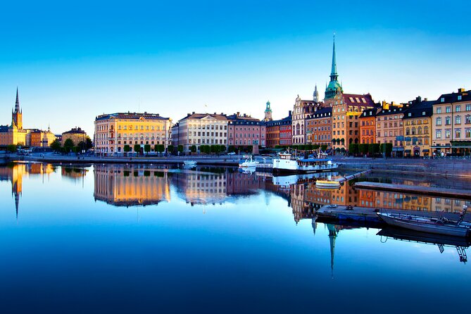 Stockholm Old Town Gamla Stan, Historic Walking Tour, Small group - Prastgatan and Stortorget: the Old Town begins with its streets