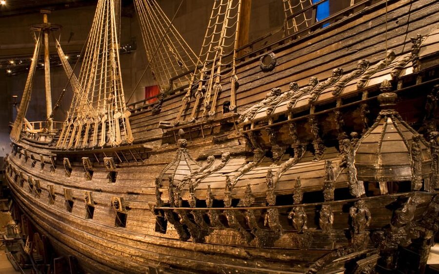 Stockholm: Old Town Highlights Private Walking Tour - Price, value, and who should book